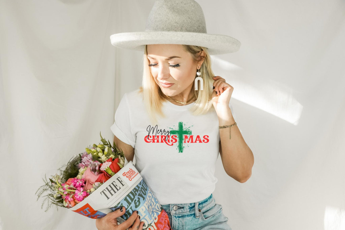 Christmas Shirt, Merry Christmas Cross TShirt, Holiday Apparel, Christmas Gift Graphic Tee, Faith Christmas T-Shirt